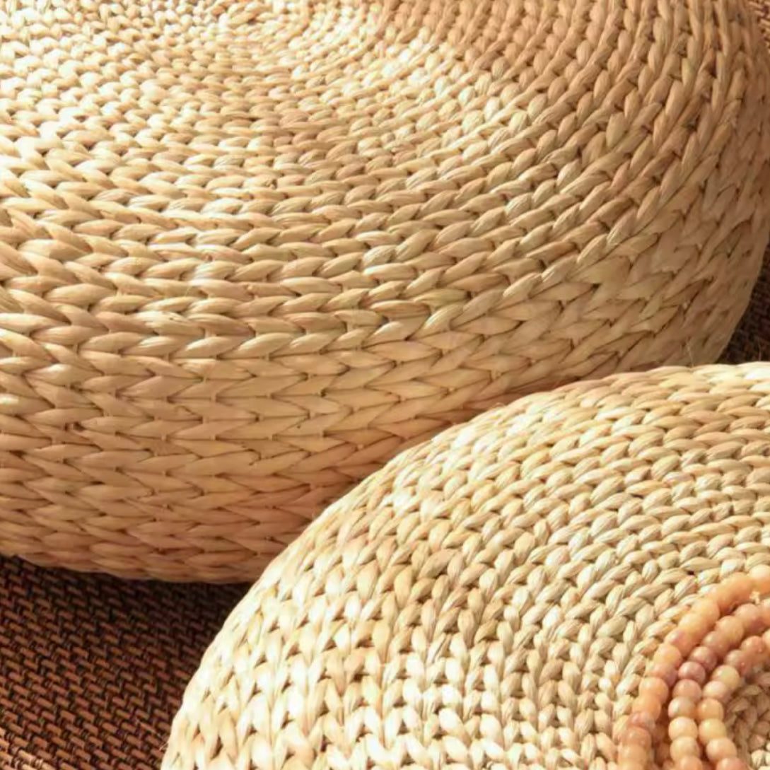 Okrągły designerski puf wiklinowy