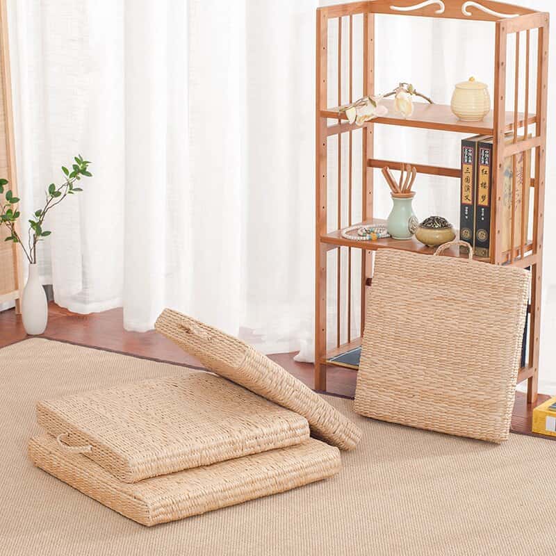 Kwadratowy puf wiklinowy