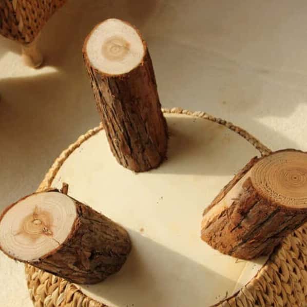 Puf wiklinowy z drewna