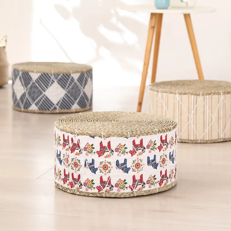 Puf wiklinowy z wzorem – różne wersje