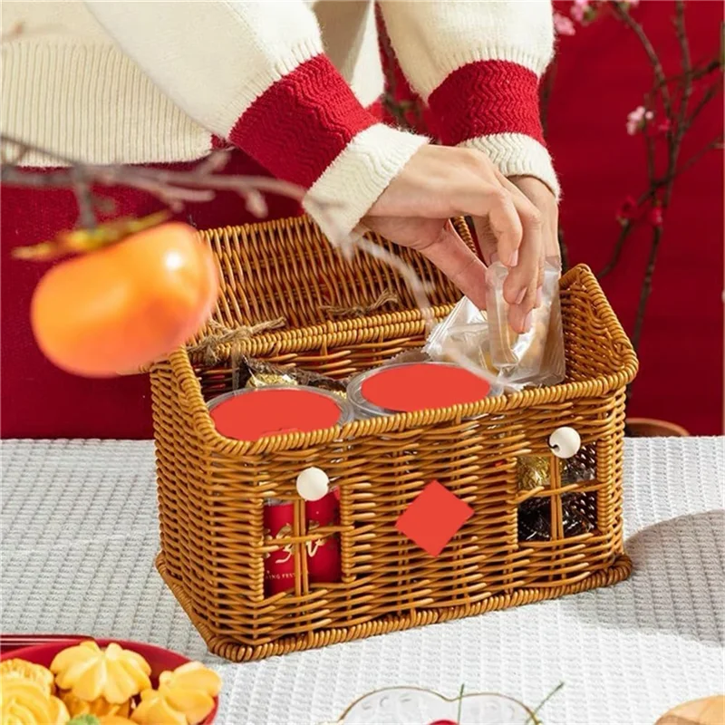 Skrzynia wiklinowa do przechowywania – domek