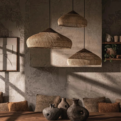 Rustykalna lampa wisząca wiklinowa