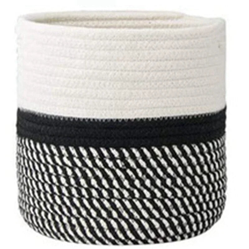 Osłonka wiklinowa na donicę – kaktus